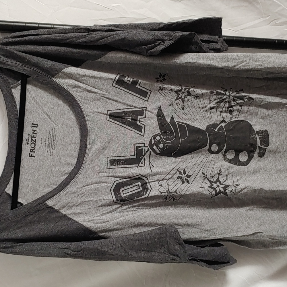 Torrid Disney Olaf Tee size 3 EUC